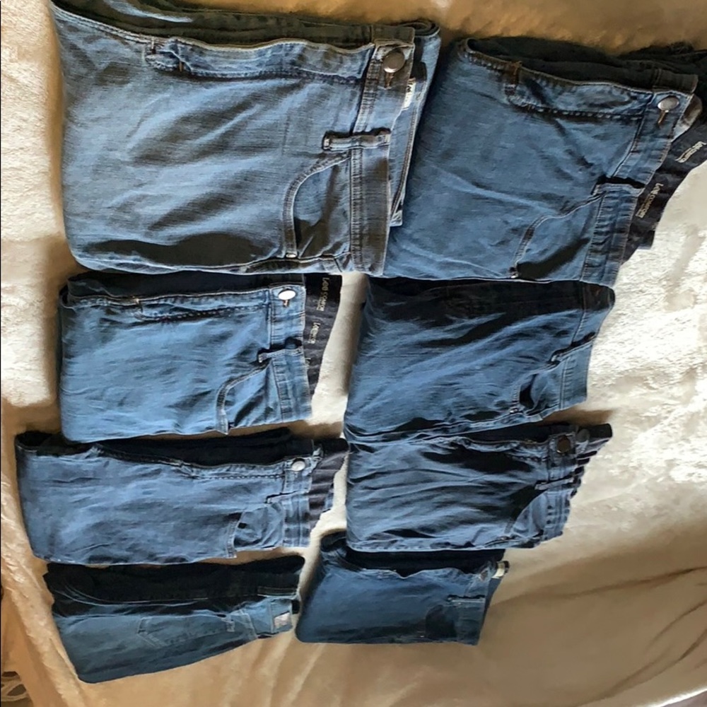 8 pairs of Levi’s jeans